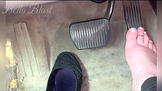 Pedal Play: Fast Speed and Jerk off Instructions with Big Feet, Full Control