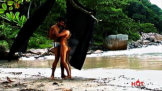 Latina Slut Takes Hard Anal Pounding in Jungle