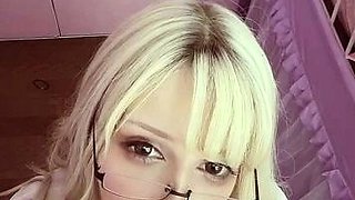 Amateur blonde girlfriend homemade blowjob and handjob