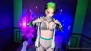 Razor Candi’s Wild Anal Heat in a Dildo Trick Passion