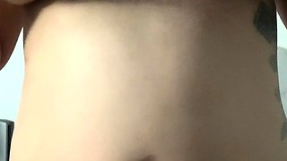 Big boob brunette masturbates on webcam
